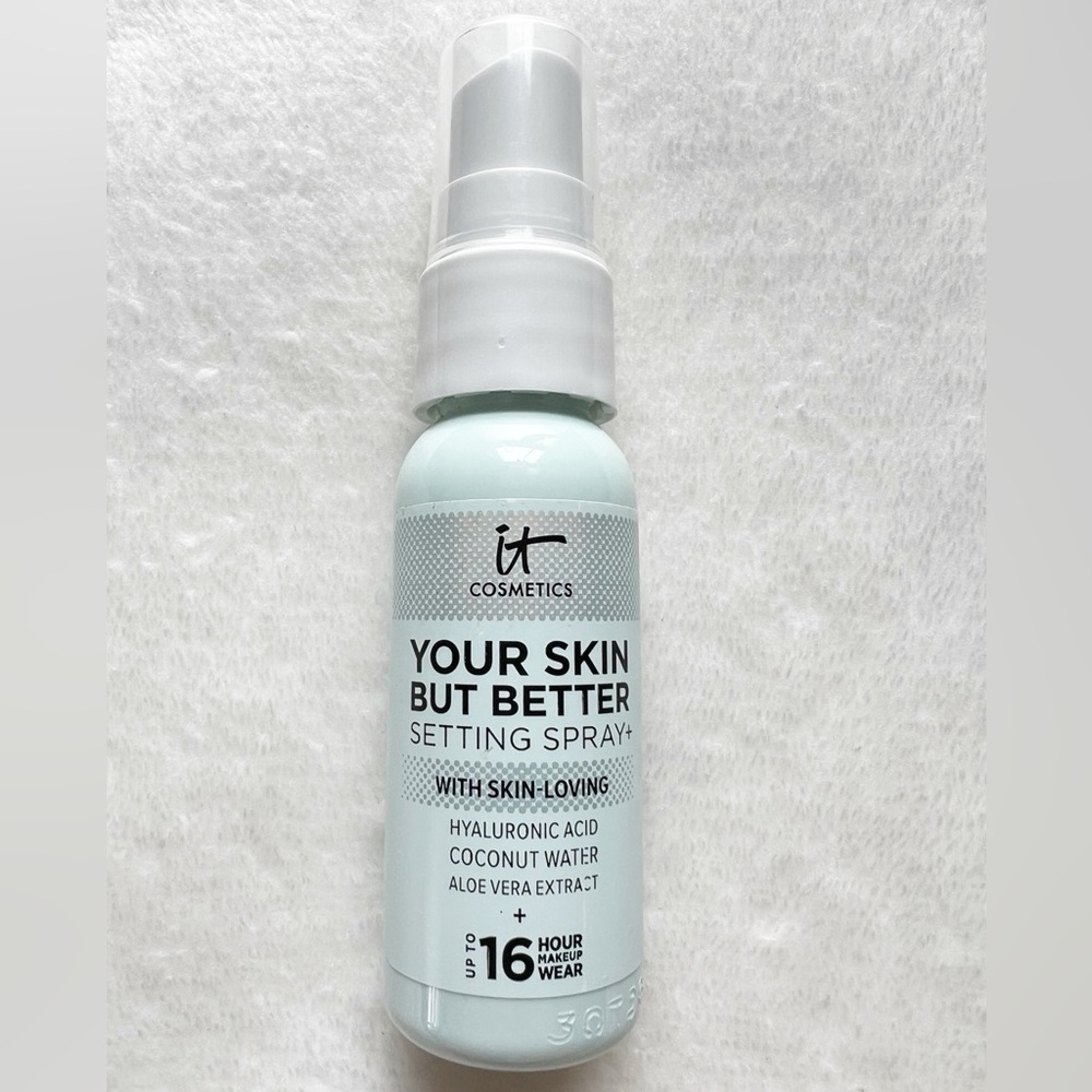 IT Cosmetics ♥️ Your Skin But Better Setting Spray